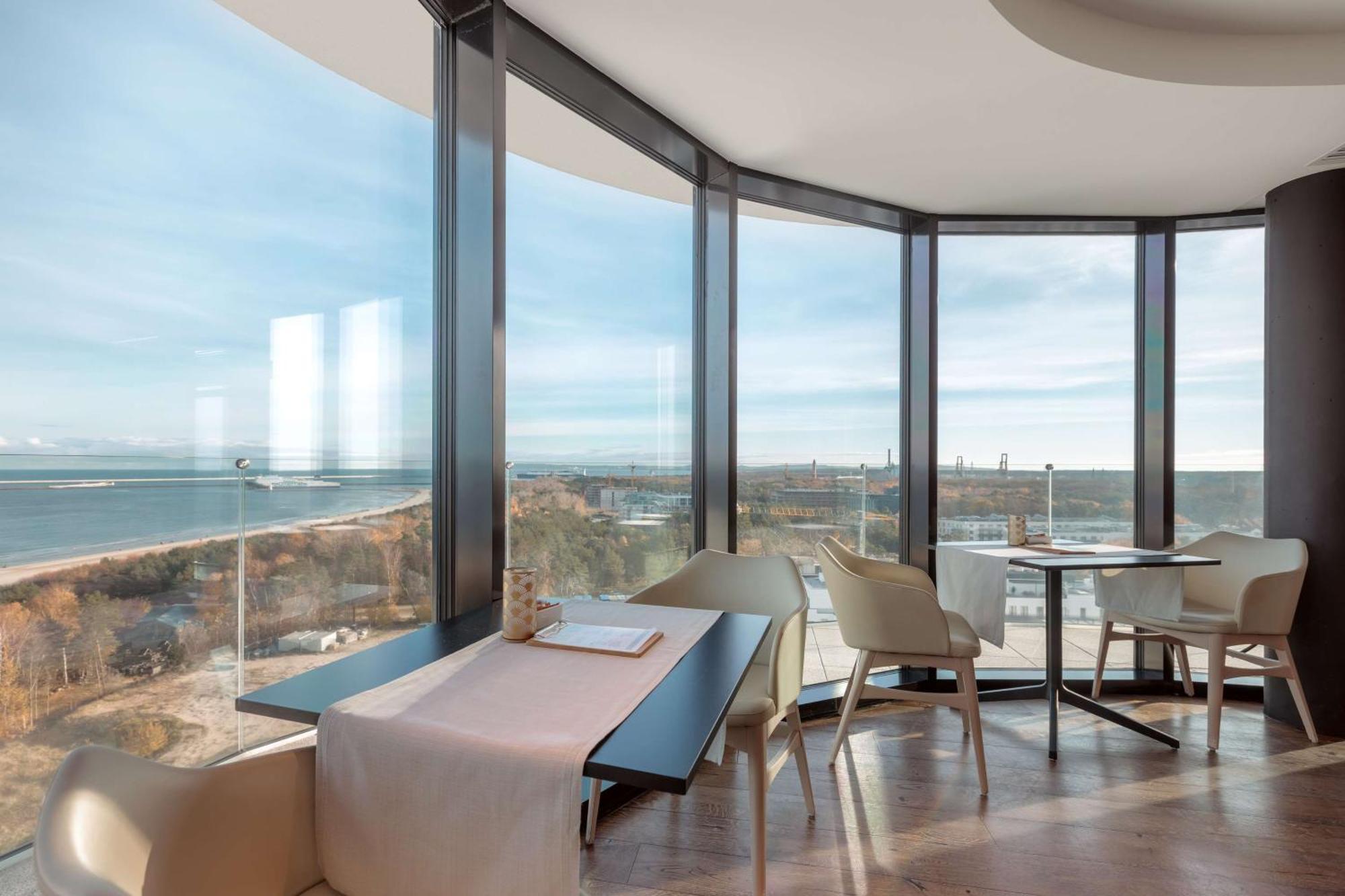 Radisson Blu Hotel 5*
