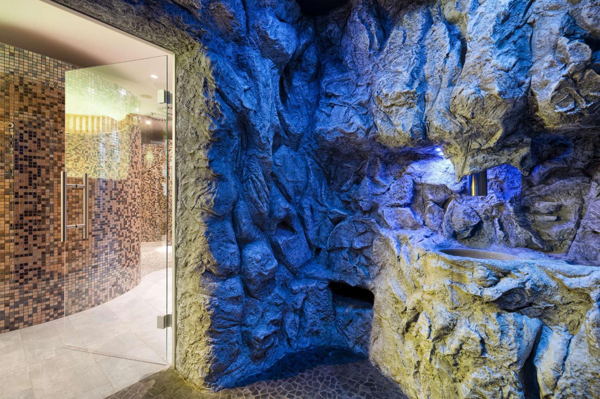 Hotel Radisson Blu 5*