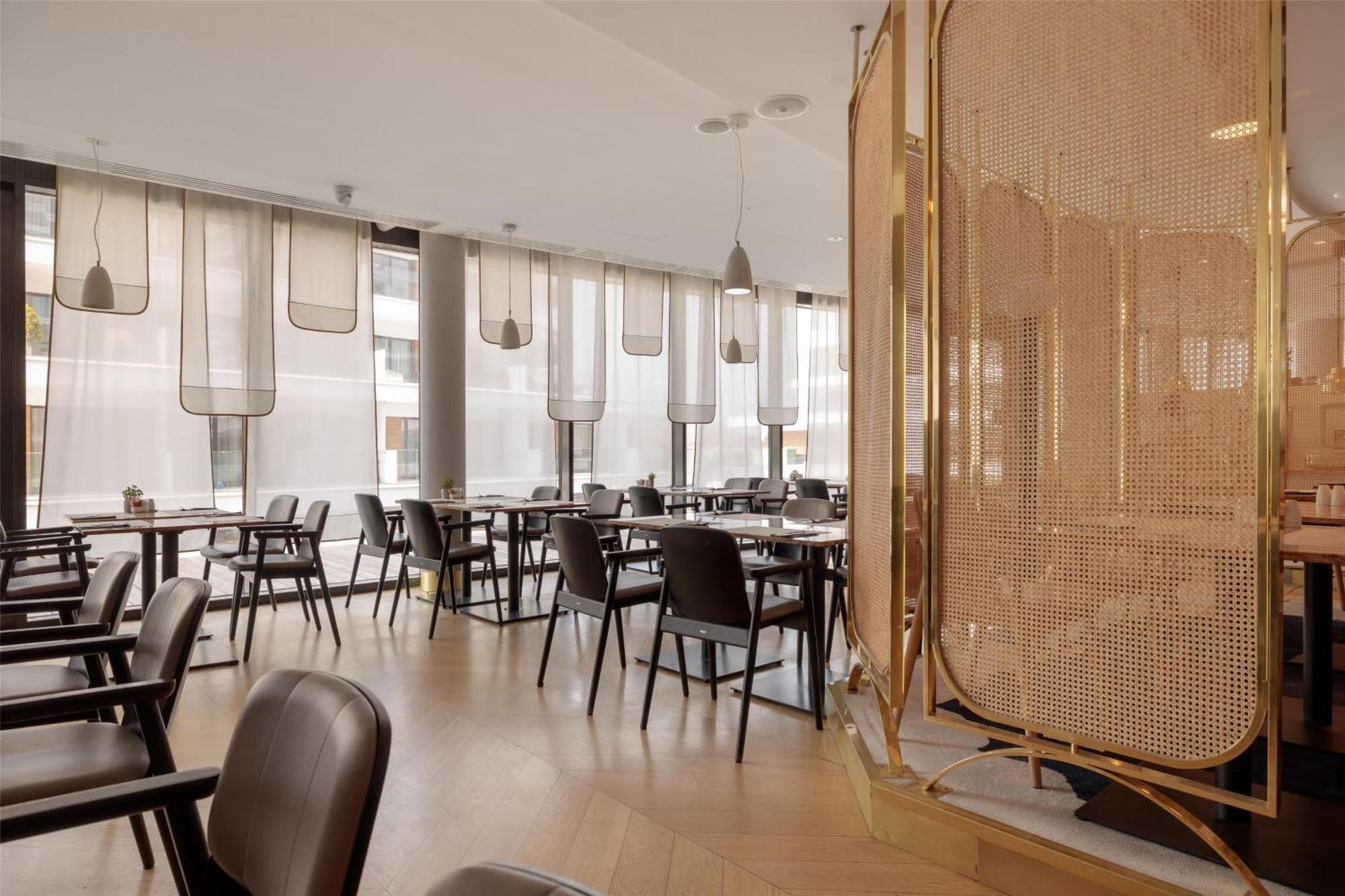 Radisson Blu Hotel 5*